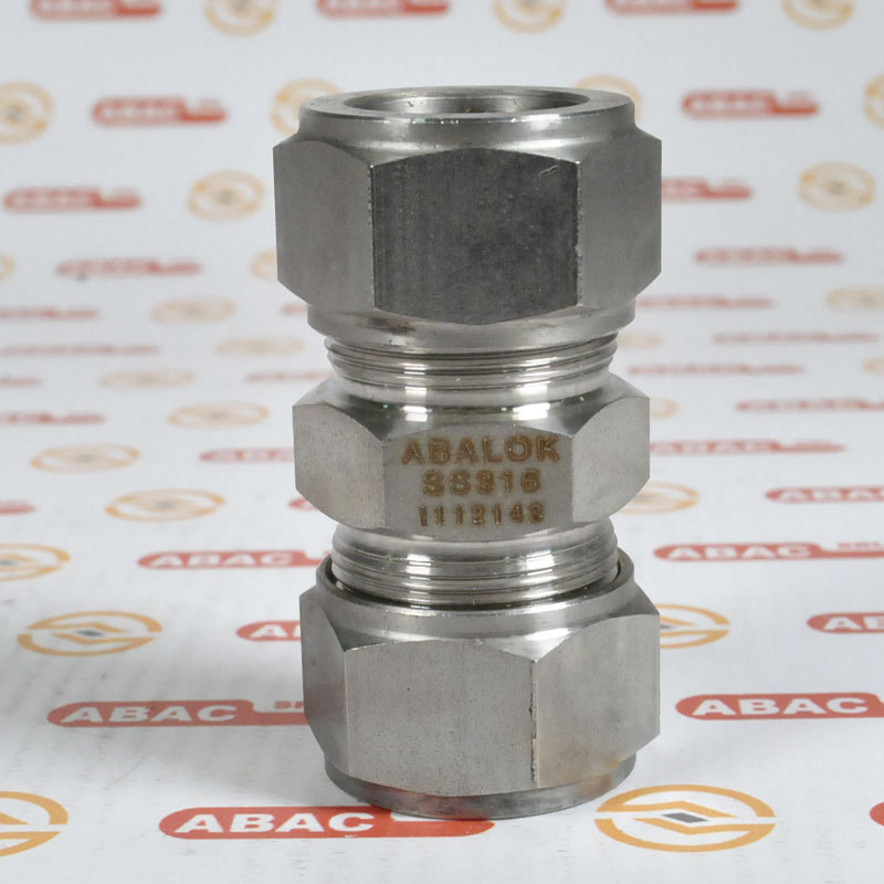Adaptador Reductor De Acero Inoxidable 304 De 3.5" A 4" Para Escape – Fab-Pros